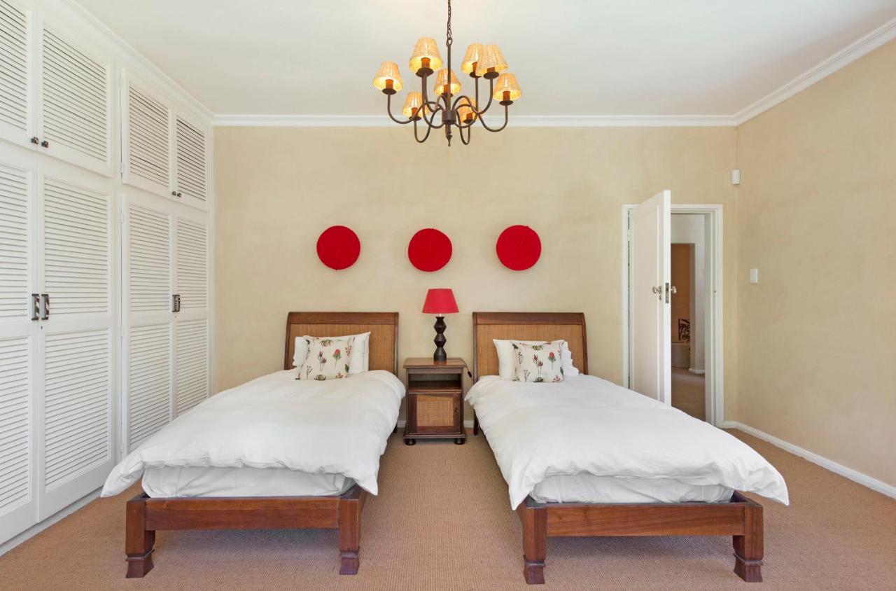 Craiglea Newlands - With Pool & Tennis Court * Cape Town