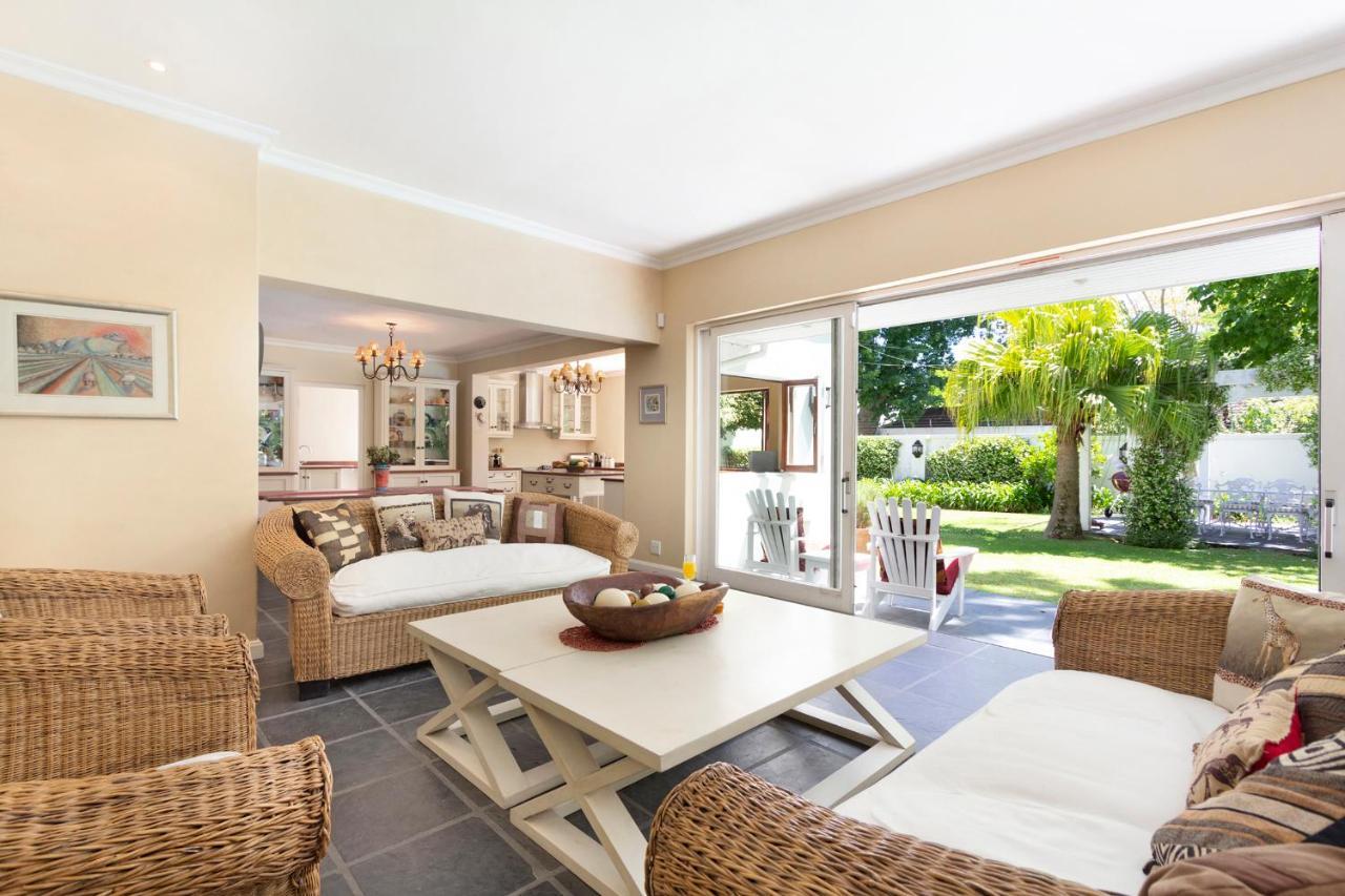Craiglea Newlands - With Pool & Tennis Court * Le Cap